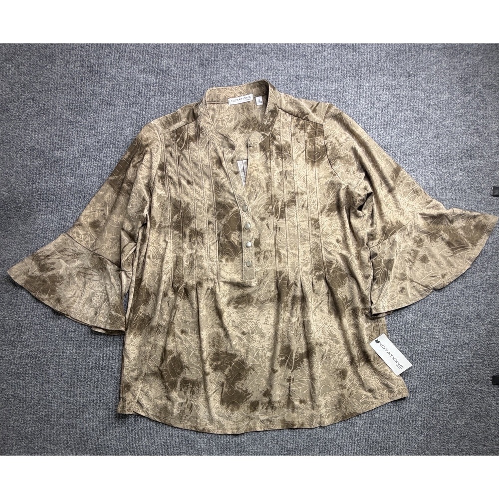 Notations women's flared sleeves stretch knit plus size 1X geo print top